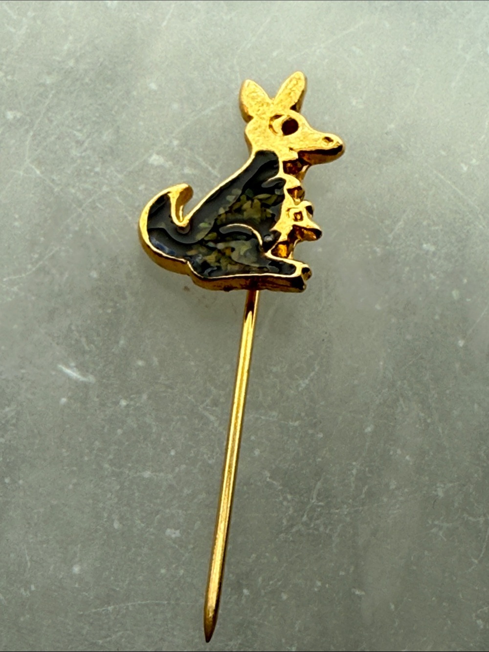 Vintage Australian Opal 24 ct gold plate hat pin stick pin brooch kangaroo